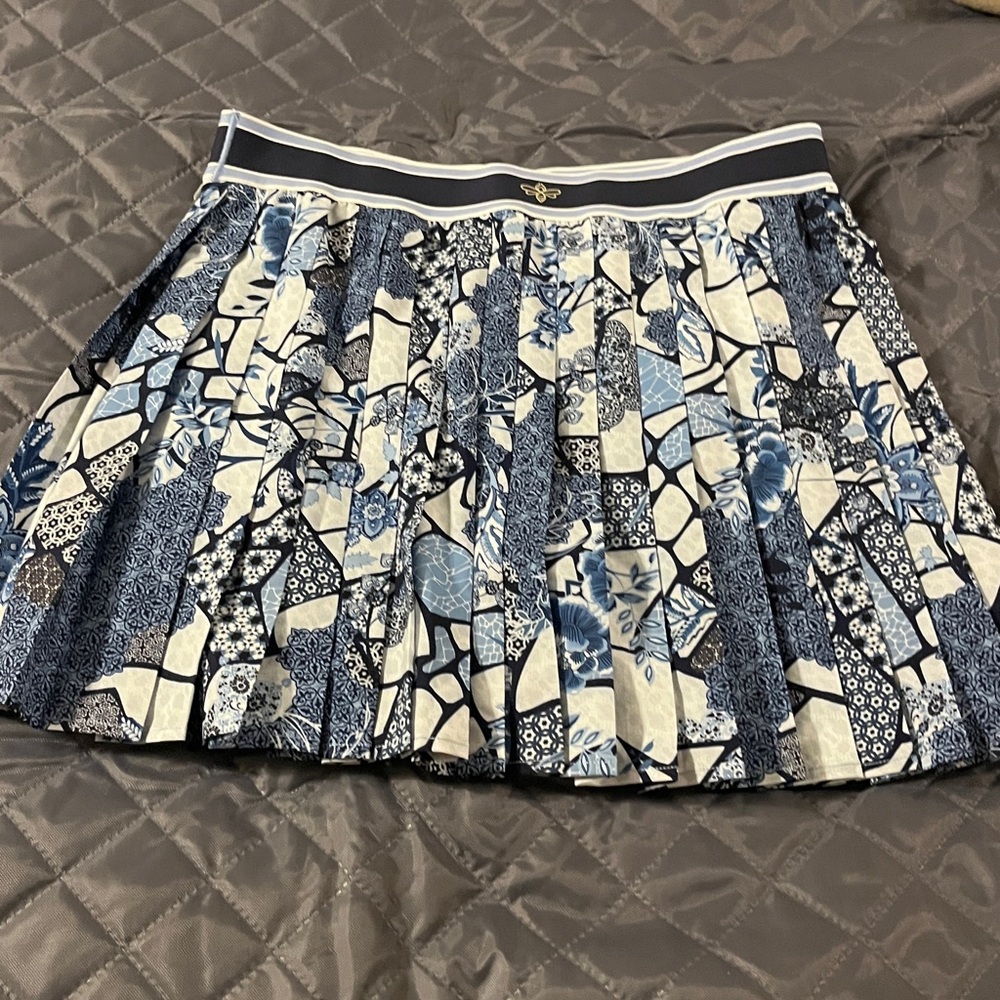 New Johnny Was Bee Active Pleated Tennis Skort Skirt Active Blue Moonlight Glass - Picture 8 of 14